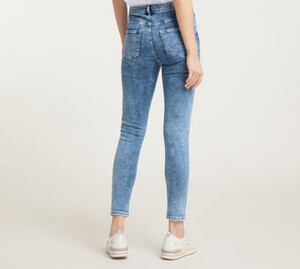 Pantaloni Jeans da donna Mustang Zoe Super Skinny 1009602-5408