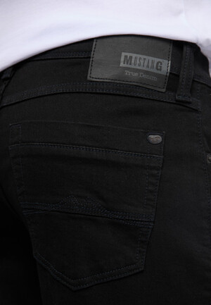 Pantaloni Jeans da uomo Mustang  Washington 1007655-4000-940